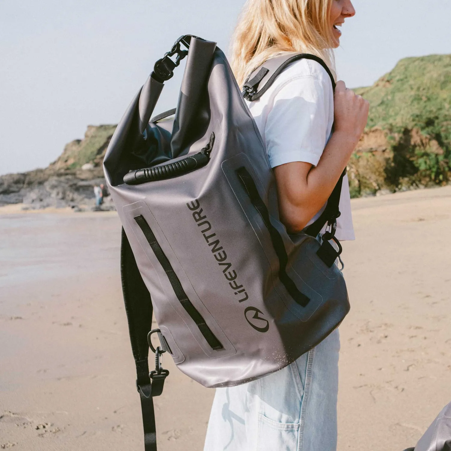 Lifeventure Heavy Duty Dry Bag Rucksack 35L Silber
