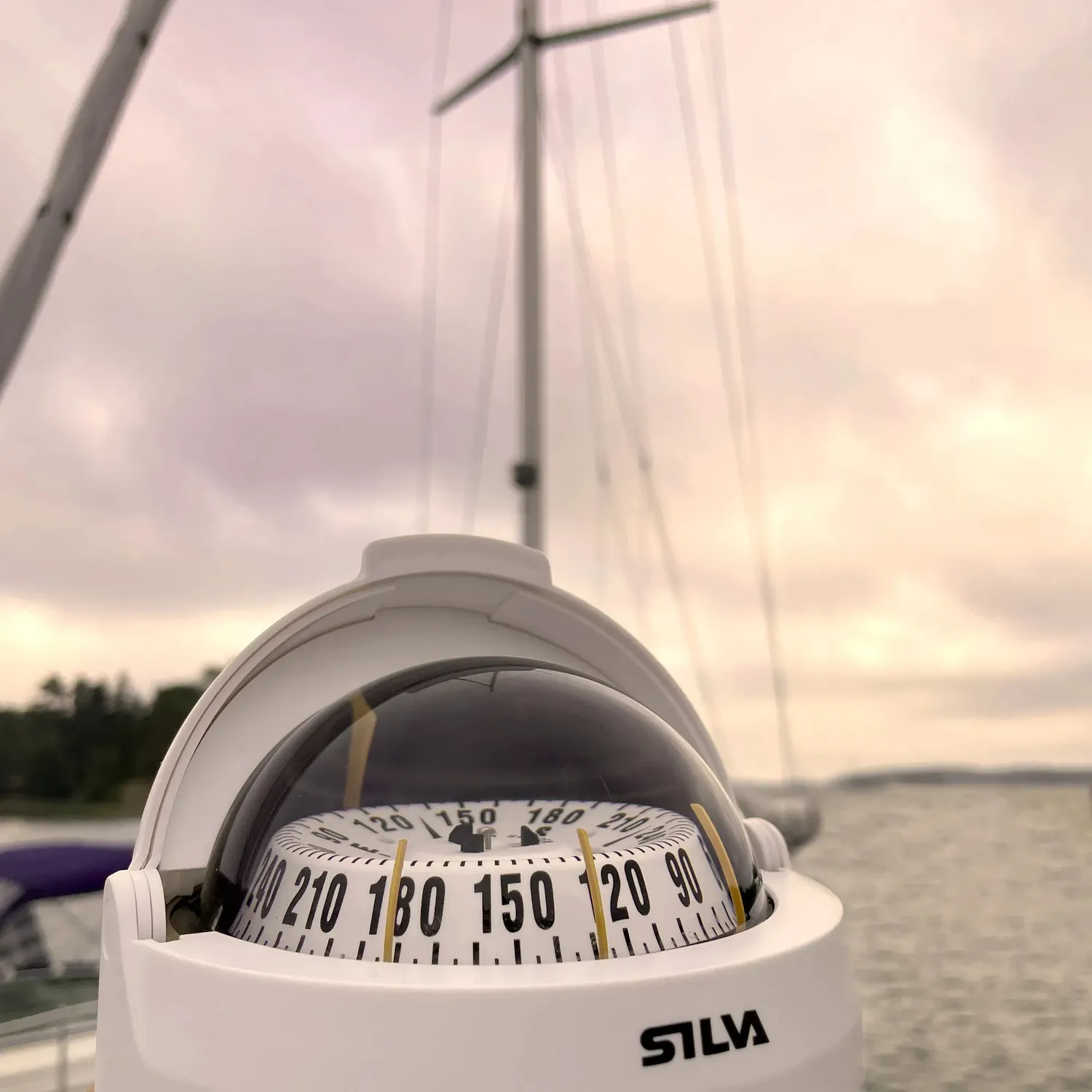 Silva 100FC Bootskompass Weiß Einbau 100 mm