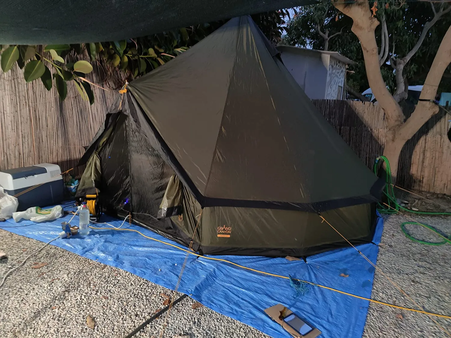 Grand Canyon Indiana 8 Tipi-Zelt 8 Personen olive 400x400