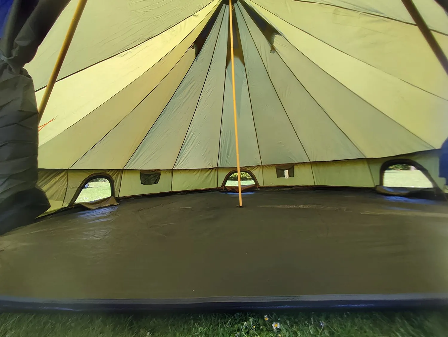 Grand Canyon Indiana 8 Tipi-Zelt 8 Personen olive 400x400