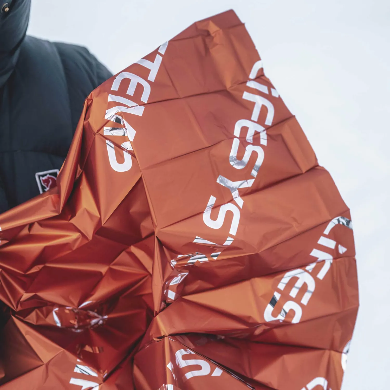 Lifeventure Thermal Blanket Rettungsdecke Notfall