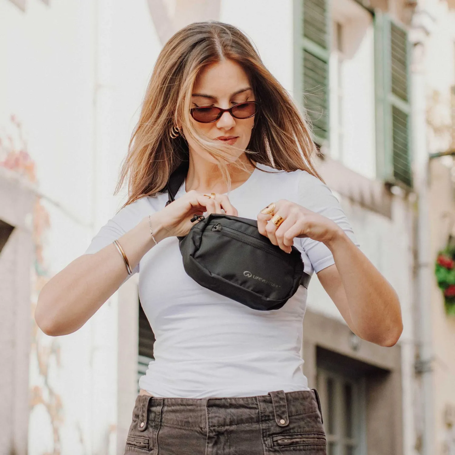 Lifeventure Discovery RFiD Bauchtasche schwarz wasserabweisend