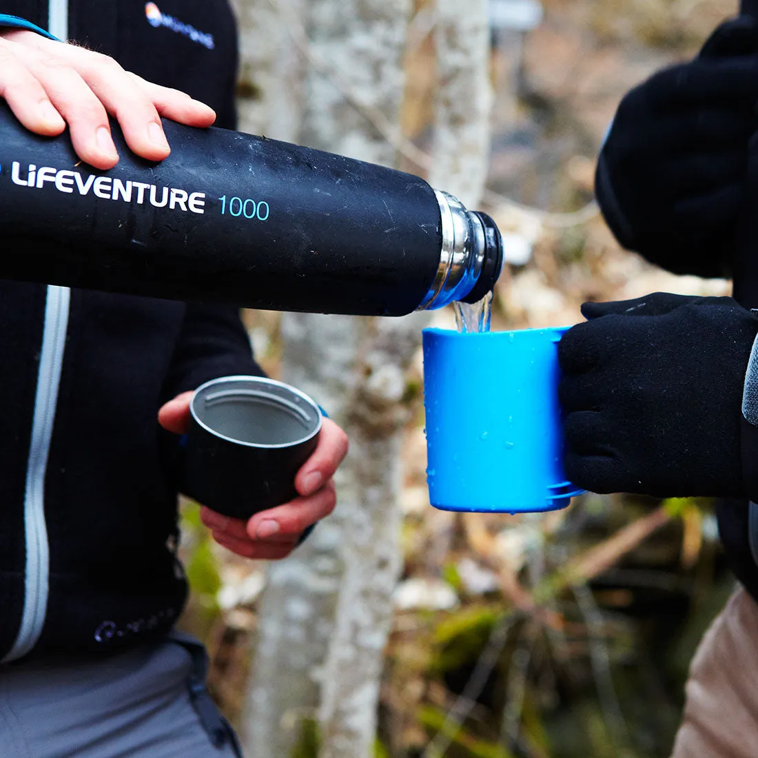 Lifeventure TiV Isolierflasche Edelstahl 8h heiß