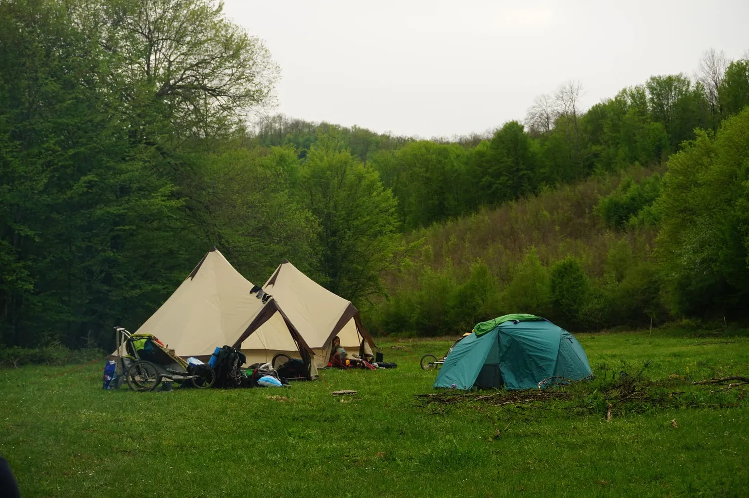 Grand Canyon Indiana 8 Tipi-Zelt 8 Personen olive 400x400
