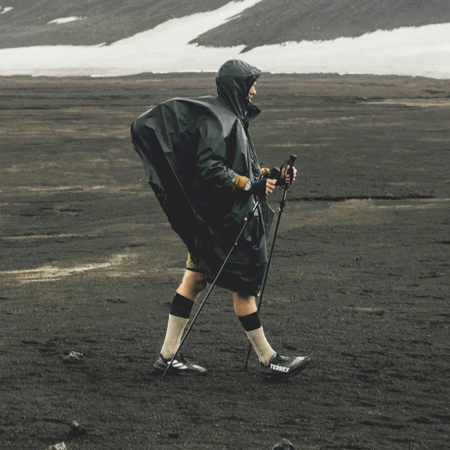 Lifeventure Waterproof Poncho Regenponcho Schwarz