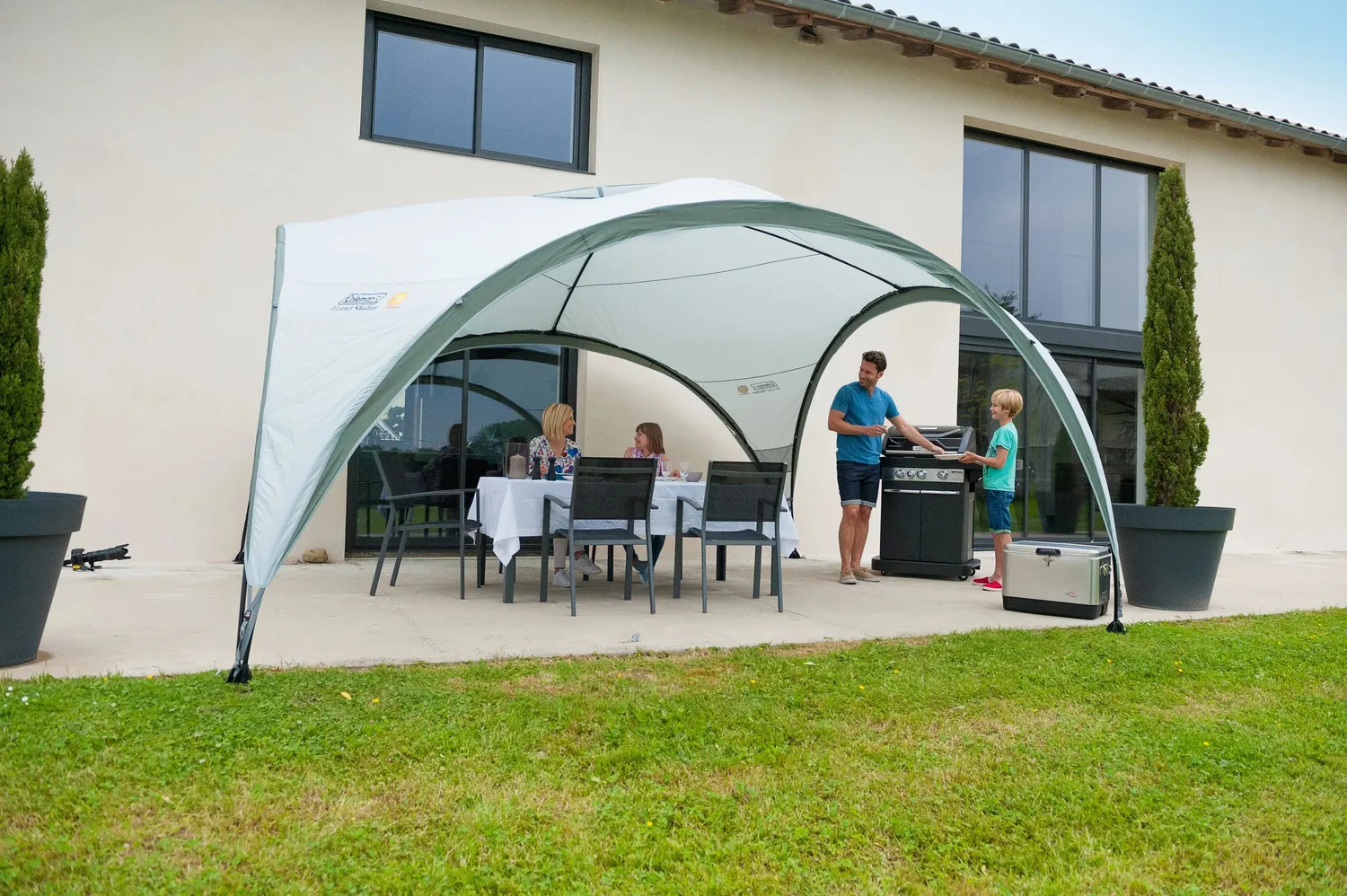 Coleman Event Shelter M Pavillon 3x3m mit UV-Schutz